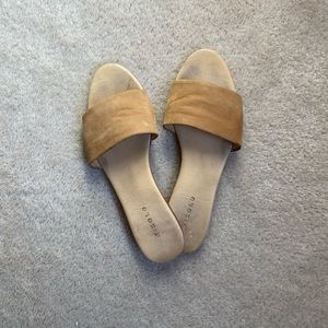 Nisolo Tan Leather Isla Slide Sandal